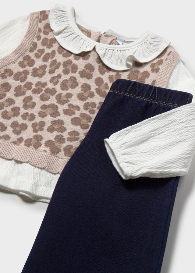 Conjunto pantalón y blusa con chaleco bebé