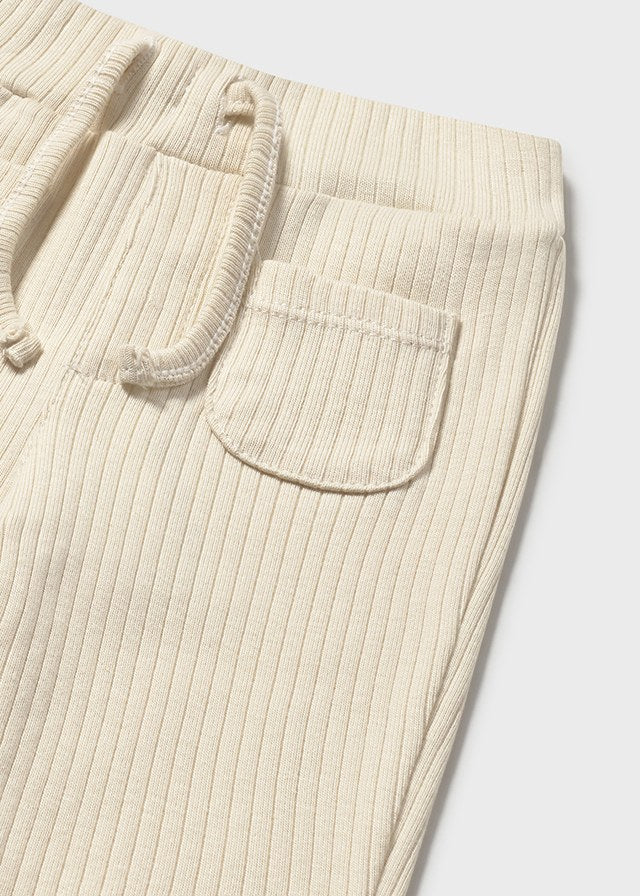 Pantalón beige canalé