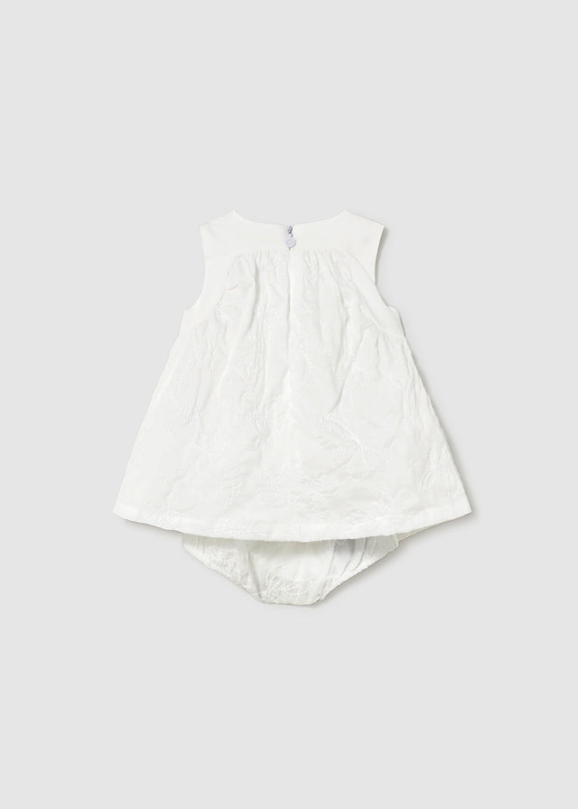 Vestido blanco bordado