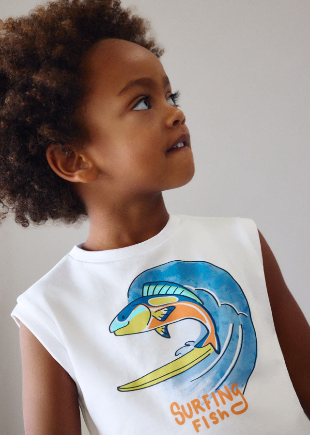 Camiseta pez surf